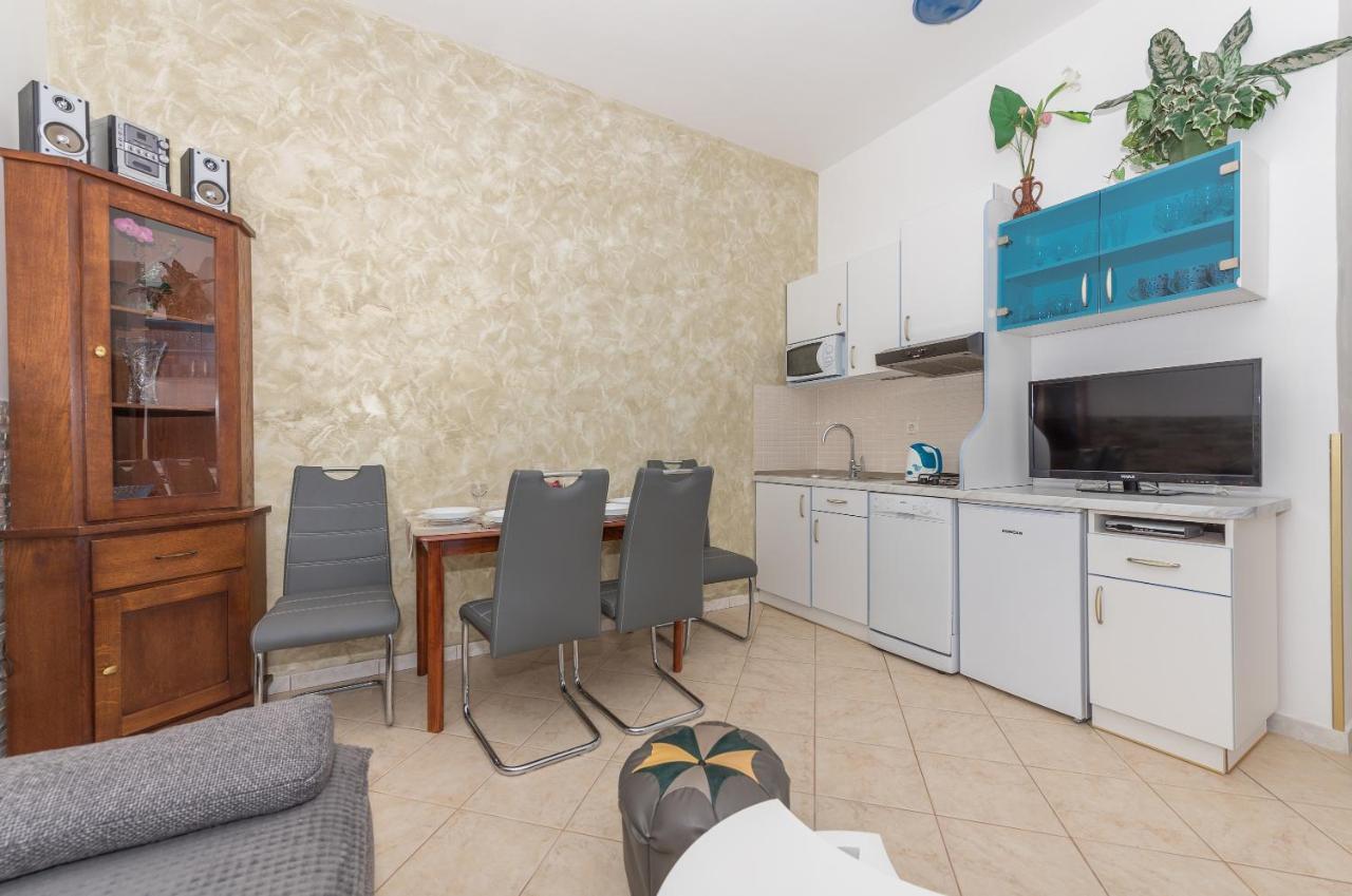 Vanja Apartment *